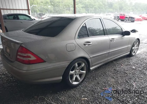 2007 Mercedes-Benz C 230 Sport from USA, damaged, VIN WDBRF52H57E026692